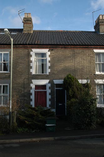 76 Caernarvon Road for sale